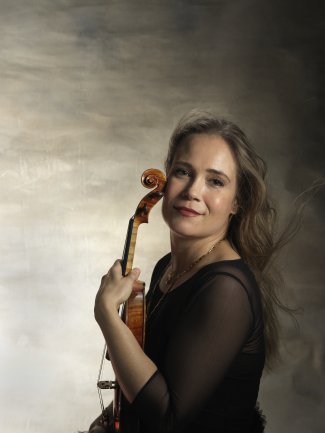 Leila Josefowicz © Tom Zimberoff